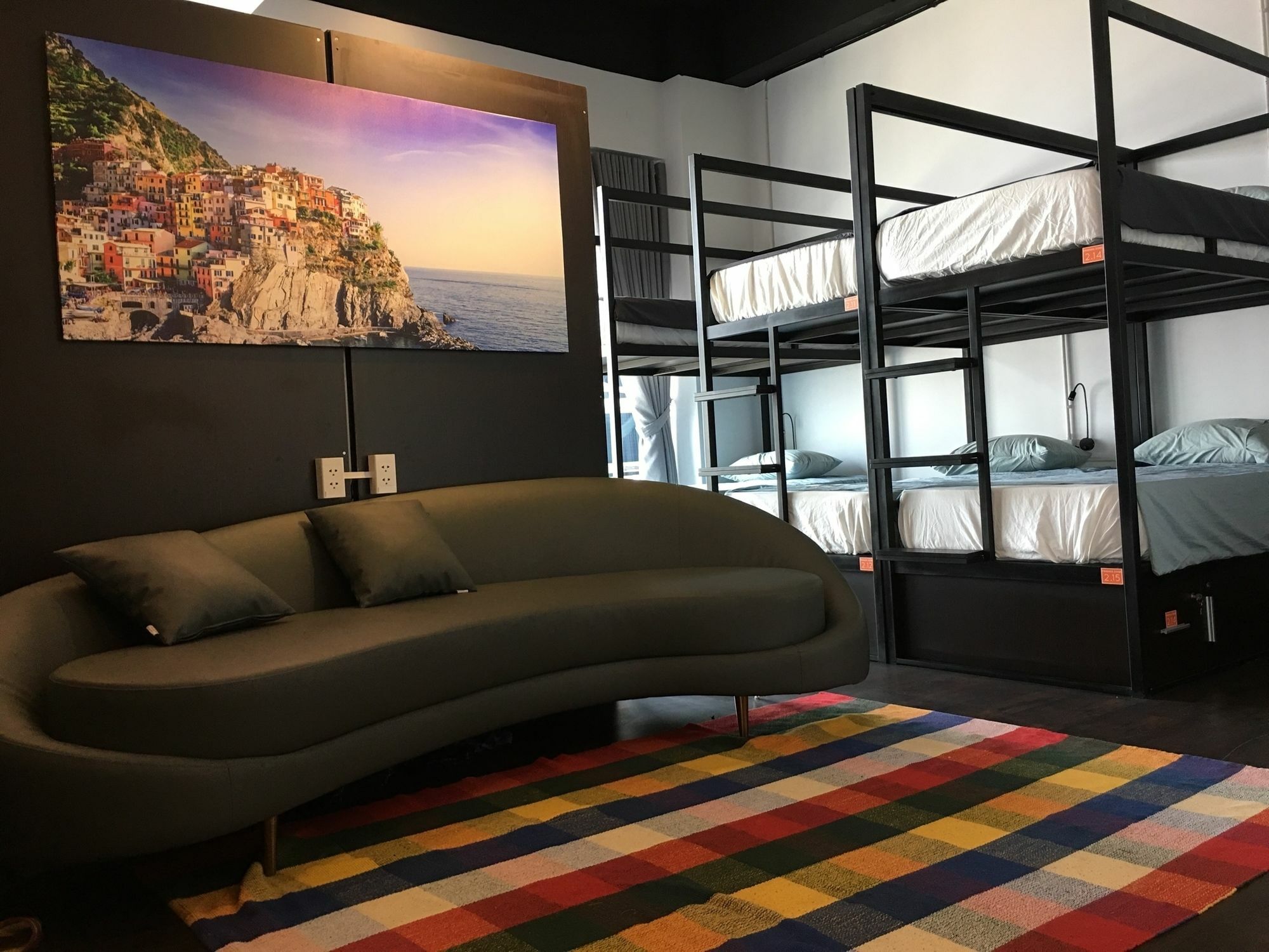 Penthouse Hostel & Spa Хошимин Экстерьер фото